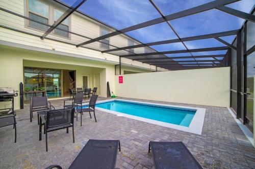 Townhome Splash Pool BBQ FREE Water Park photo 38