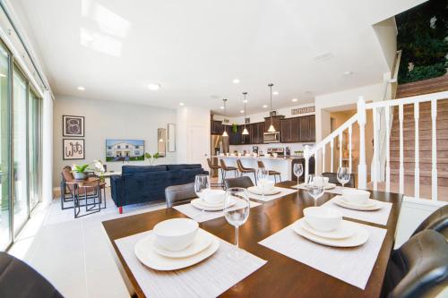 Townhome Splash Pool BBQ FREE Water Park photo 17