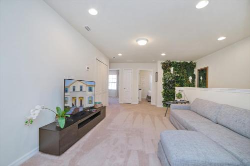 Townhome Splash Pool BBQ FREE Water Park photo 22