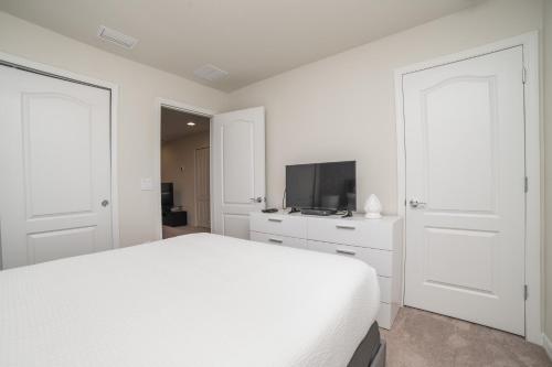 Townhome Splash Pool BBQ FREE Water Park photo 34