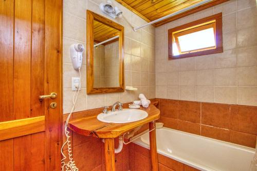 Vannas istaba naktsmītnē Punto Bariloche