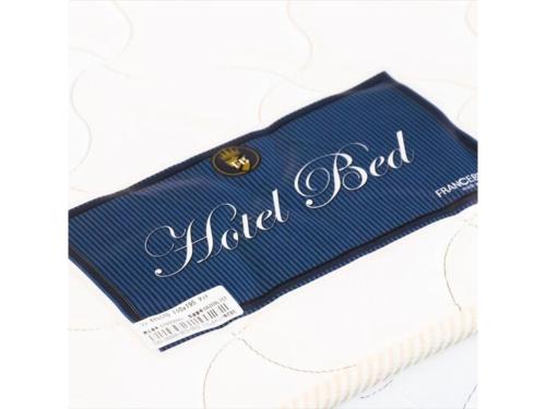 um cartão azul com as palavras mortas em Grand Park Hotel Kazusa / Vacation STAY 77395 em Kimitsu