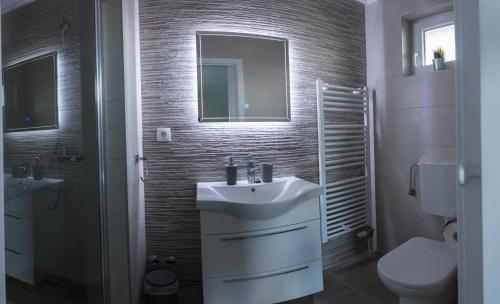 Ένα μπάνιο στο Gradiska na Savi apartmani i sobe