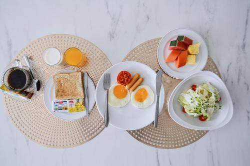 Đồ ăn tại/gần khách sạn