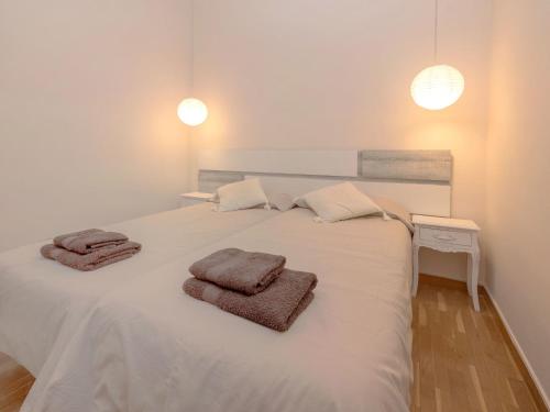 Apartment Eixample Esquerre Arago Rocafort by Interhome