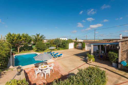 Vista de la piscina de Villa Sa Canova por Mauter Villas o alrededores