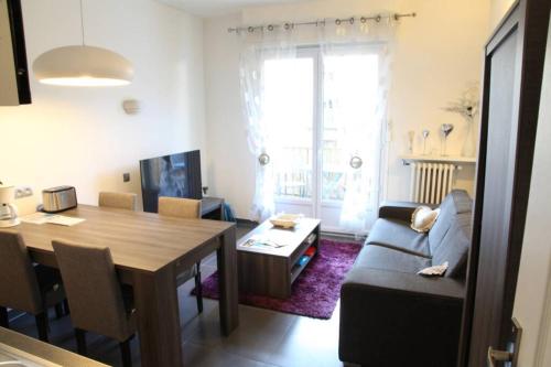 LE GRUFFAZ - Hyper centre, Balcon sur canal
