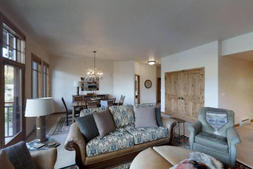Timberline Cove Penthouse – Photos 3