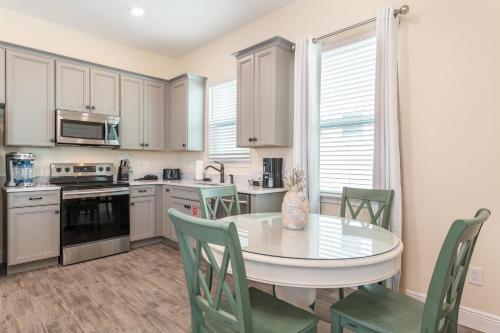 Margaritaville Cottages Orlando by Rentyl with H2O Waterpark photo 151