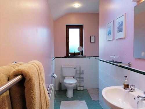 Valhalla BnB tesisinde bir banyo