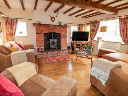 Bellamour End Cottage – Photos 2