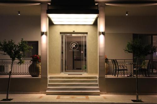 メソーニにあるAchilles Hotelのギャラリーの写真