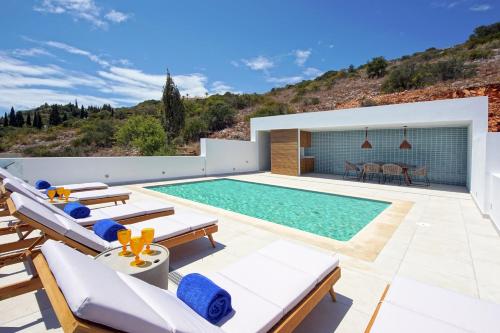 Villa Ocean Marina, Panoramic and heatable Pool by DreamvillasAlbufeira