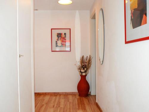 Fotografie z fotogalerie ubytování Apartment Residenza Lido-24 by Interhome v destinaci Locarno