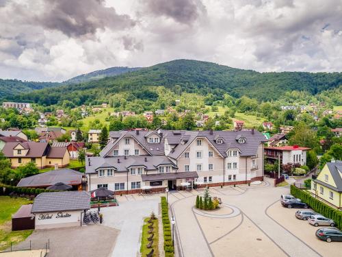 Nespecifikovaný výhled na hory nebo výhled na hory při pohledu z hotelu