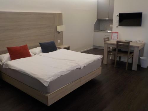 Katil atau katil-katil dalam bilik di Wego Hotel