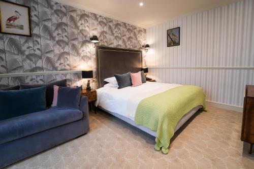Ένα ή περισσότερα κρεβάτια σε δωμάτιο στο Bedford Swan Hotel and Thermal Spa
