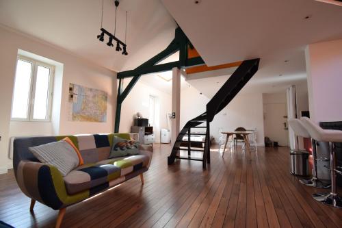 Loft proche Hotel de Ville. – Photos 2