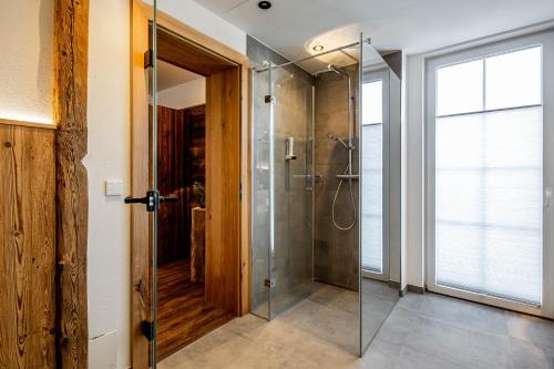 Koupelna v ubytování Hotel Zum Stemplinger Hansl