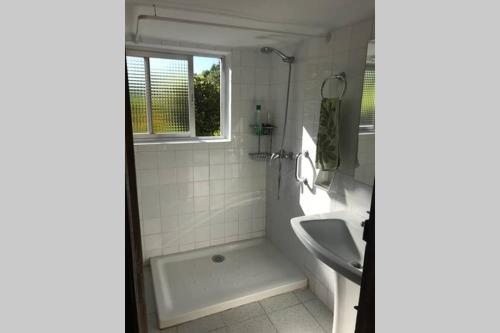 Koupelna v ubytování “La Casa del Guarda”