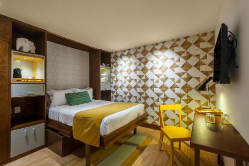 Postel nebo postele na pokoji v ubytování FCH Hotel Expo Adults only