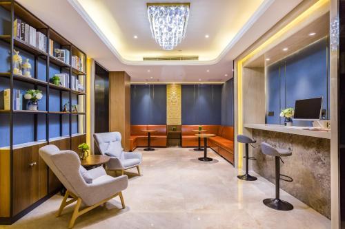 
The lobby or reception area at Yitel Collection (Beijing Capital International Airport New Exhibition Center)
