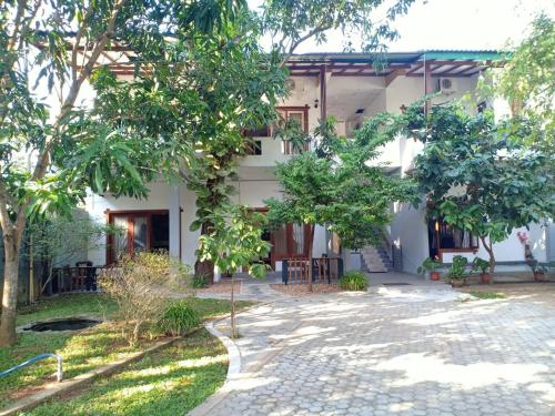 Gallery image of The Yala City Guest House in Tissamaharama