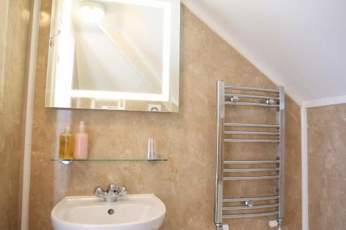 A bathroom at The Seacliffe - Whitby 