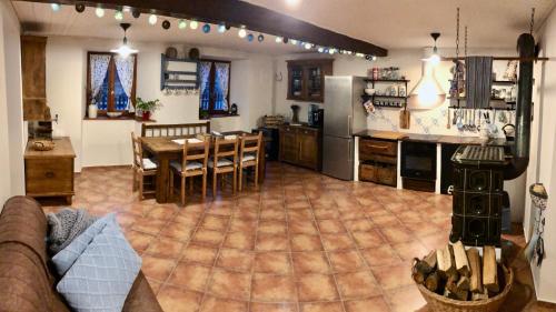 Una cocina o cocineta en Nezdice na Šumavě 103
