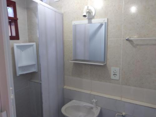 Vonios kambarys apgyvendinimo įstaigoje Pousada Joinville