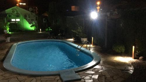 Gozando no cu da magrinha brasileira Casas para alugar em tres coroas