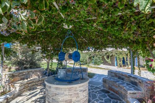 Zahrada ubytování Crystal Naxos 2 Apartments at Mikri Vigla
