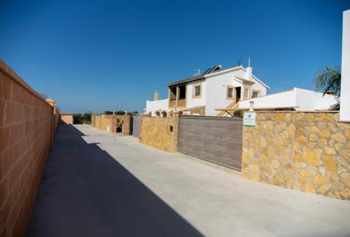 Villa Nueva Cascada - Casa Rustica "Tu Casa En Conil"