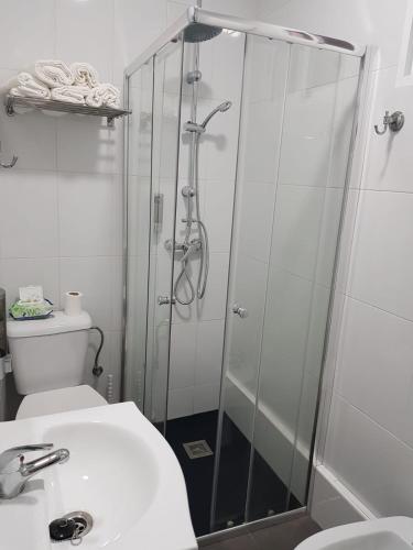 Bilik mandi di A casa de Mateo