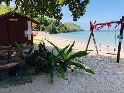 Dragon Pearl Beach Resort Kota Belud Malaysia Booking Com