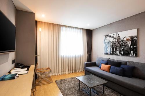 Svetainės erdvė apgyvendinimo įstaigoje Hotel28 Myeongdong