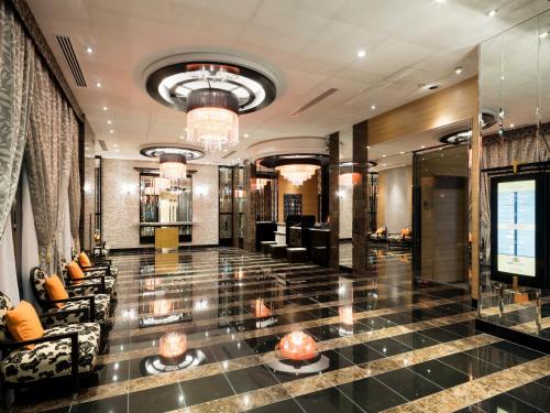 Posezení v ubytování APA Hotel Chiba Ekimae