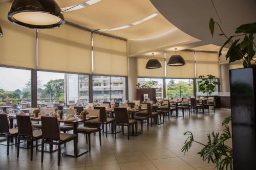 Restaurace v ubytování Kin Plaza Arjaan by Rotana