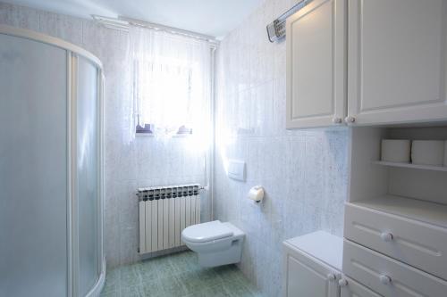 Ванна кімната в Apartment Melody Bled