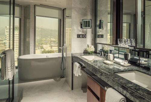 Four Seasons Hotel Seoul Seoul Updated 22 Prices