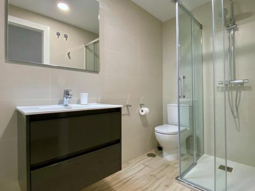 Frontline Beach & Sea Views - 2 Bedrooms - 2 Bathrooms - Puerto Banús Apartment