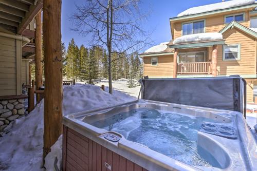 Airy Winter Park Gem with Private Outdoor Hot Tub!