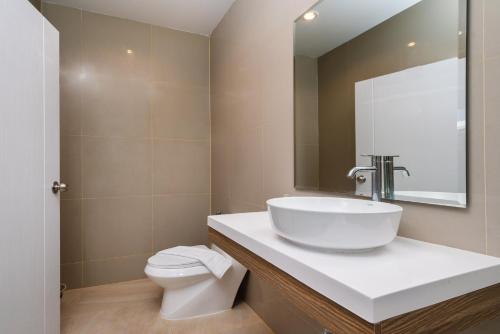 Ванная комната в Thames Tara Private Pool Villa Rawai Phuket - SHA Extra Plus