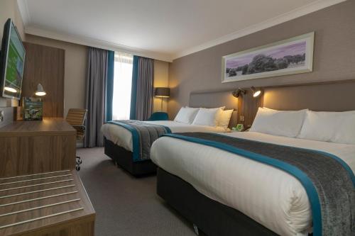 Katil atau katil-katil dalam bilik di Holiday Inn Nottingham, an IHG Hotel