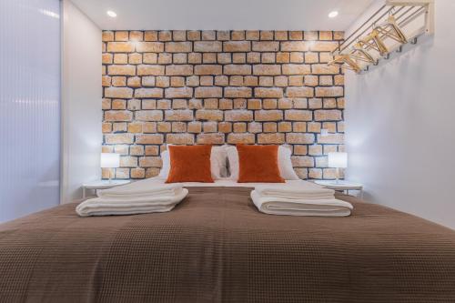 Studio in Alfama by Lucky Surface
