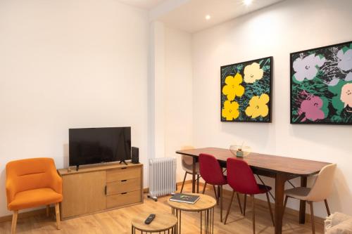 Central Apartment with Terrace by LovelyStay