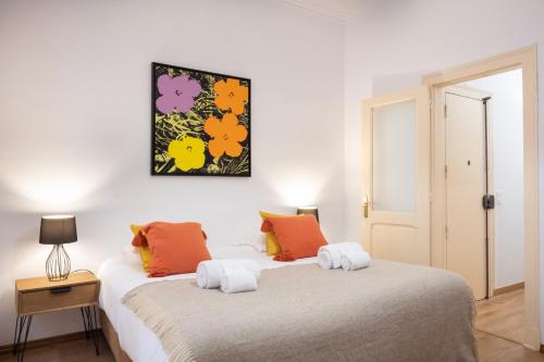 Central Apartment with Terrace by LovelyStay