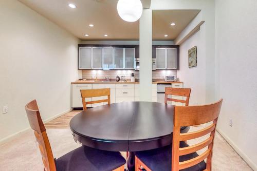 Gore Creek Condo – Photos 4