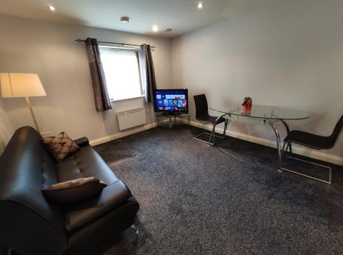 Spacious two bedroom apartment, Manchester (CT), United Kingdom