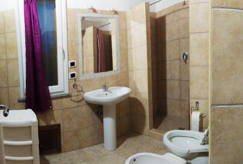 Ένα μπάνιο στο Casa vacanze "Gli Ulivi" Apt 3